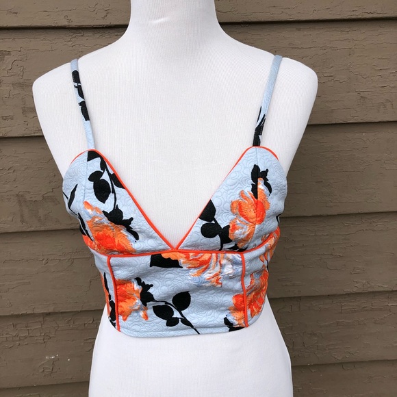 ☀️☀️☀️ 4/$20 MinkPink Queen’s Garden bustier! - Picture 2 of 8